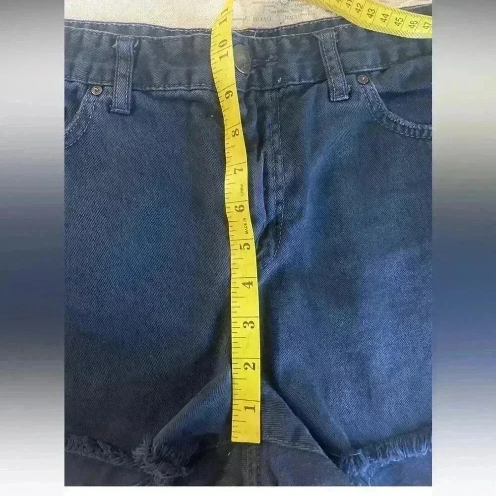 Free People Frayed High Rise Denim
Shorts Size 30 Blue - Picture 4 of 6